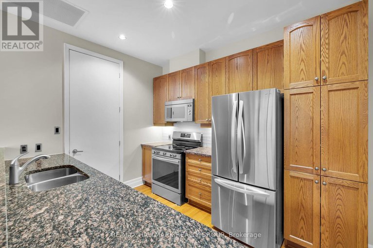 28579122/ph5-330-loretta-avenue-s/west-centre-town/ottawa/ontario/K1S4E8_25