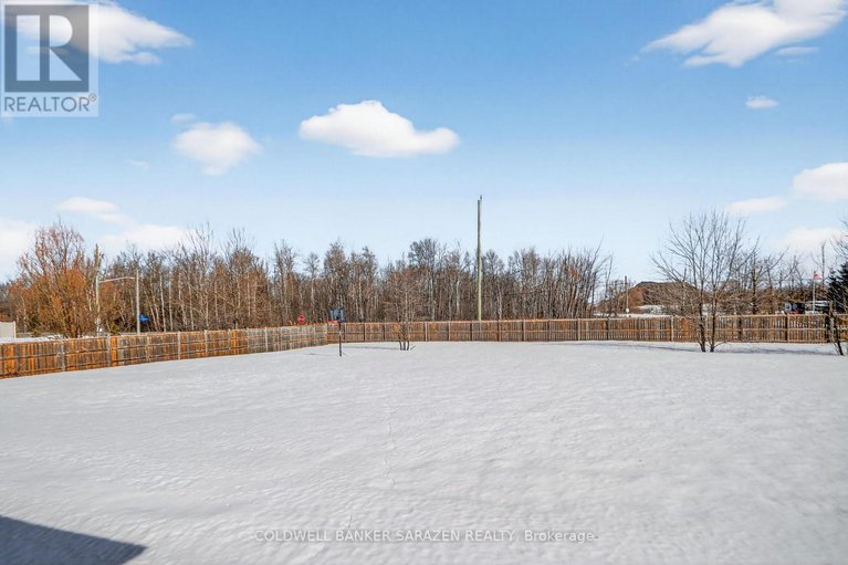 29439307/599-ballycastle-crescent/riverside-south/ottawa/ontario/K1X0A2_44