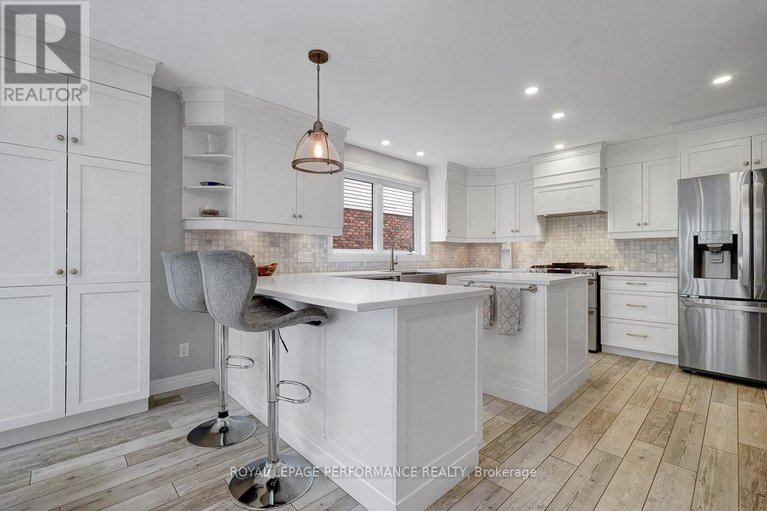 29314460/6164-ravine-way/hiawatha-parkconvent-glen/ottawa/ontario/K1C7E9_11