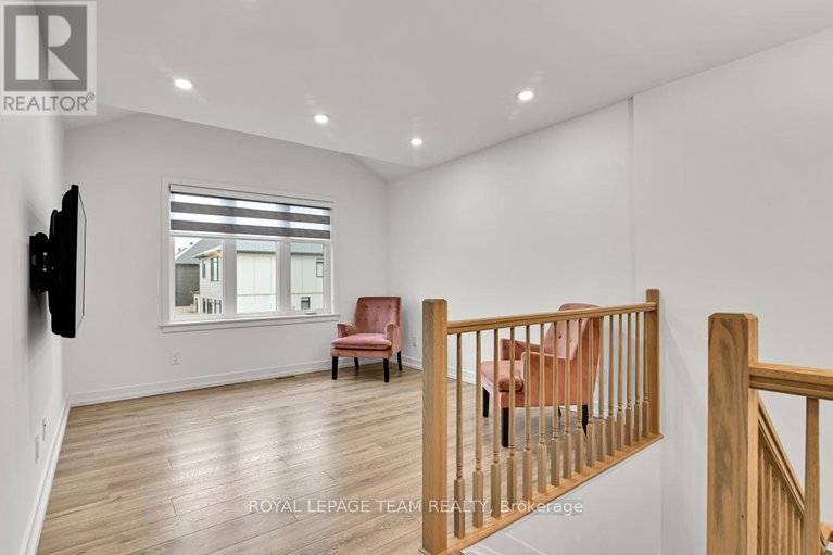 29469522/912-duxbury-lane/riverside-southgloucester-glen/ottawa/ontario/K4M0M2_15