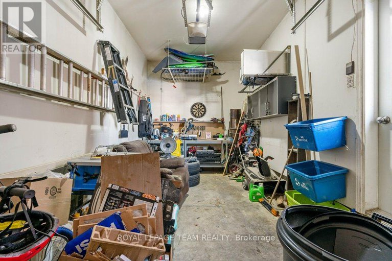 29275894/537-victoria-street/winchester/north-dundas/ontario/K0C2K0_28