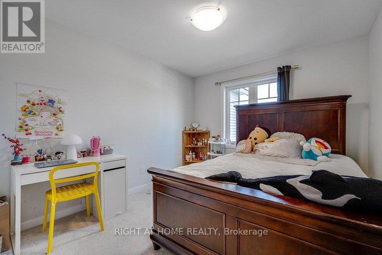 28660132/301-drumlish-lane/half-moon-bay/ottawa/ontario/K2J6Y1_18