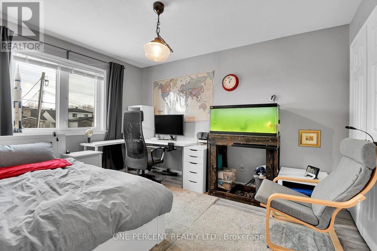 29491170/1705-belcourt-boulevard/orleanssunridge/ottawa/ontario/K1C1M3_23