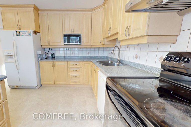28379569/25-seguin-street/cardinal-heights/ottawa/ontario/K1J6P4_7