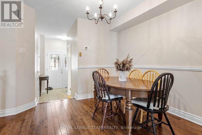 28754665/221-longshire-circle/longfields/ottawa/ontario/K2J4K8_7