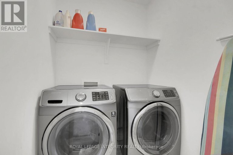 29637937/310-broadridge-crescent/mer-bleuebradley-estatesanderson-park/ottawa/ontario/K1W0H1_32