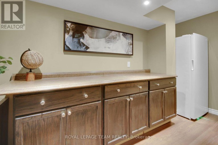 28793736/123-talltree-crescent/stittsville-central/ottawa/ontario/K2S0B1_46