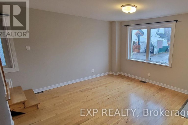 29170277/292-richelieu-avenue/vanier/ottawa/ontario/K1L6K3_4