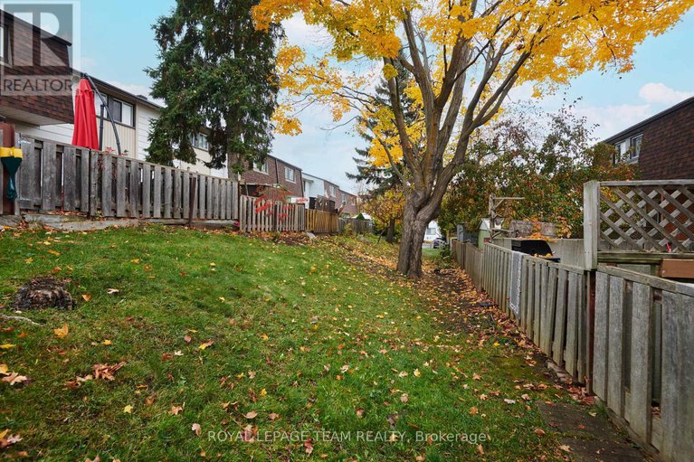 29041202/b-902-elmsmere-road/beacon-hill-south/ottawa/ontario/K1J7T6_21