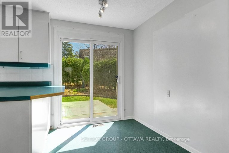 29636036/38-beaver-ridge/city-viewskylinefisher-heightsparkwood-hills/ottawa/ontario/K2E6C7_18