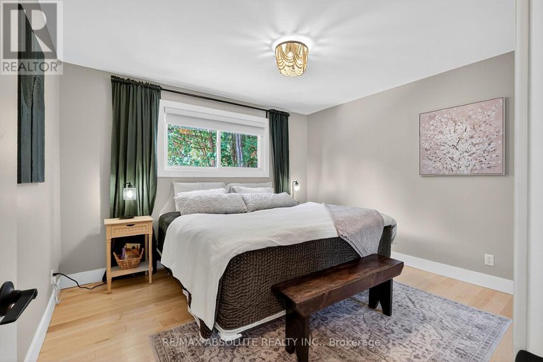 29104239/2186-tawney-road/hawthorne-meadows/ottawa/ontario/K1G1C5_23