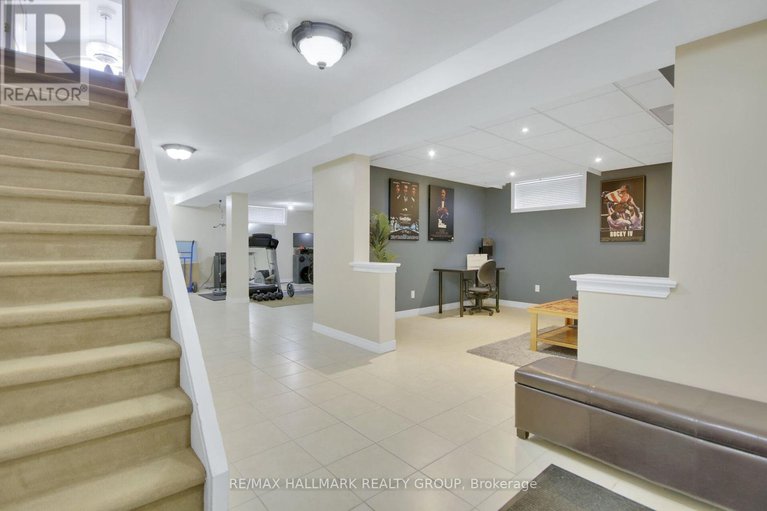 28623040/1498-kingsdale-avenue/blossom-parkkemp-parkfindlay-creek/ottawa/ontario/K1T1H2_34