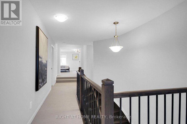 28597120/42-conch-way/mahogany-community/ottawa/ontario/K4M0M4_31