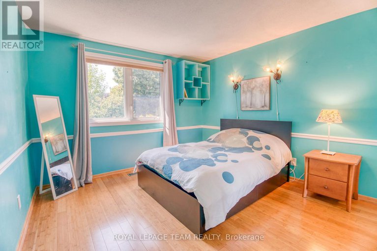 28854199/8-huntsman-crescent/bridlewood/ottawa/ontario/K2M1J2_29