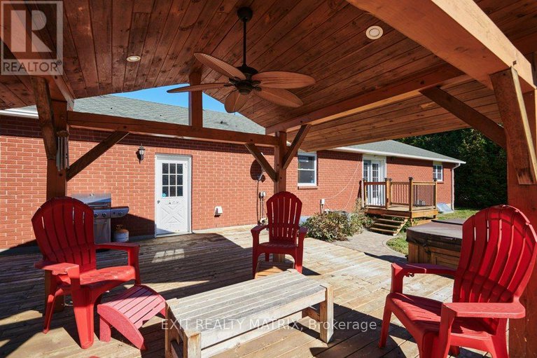 28933112/1374-county-7-road/north-dundas-winchester-twp/north-dundas/ontario/K0A2R0_28
