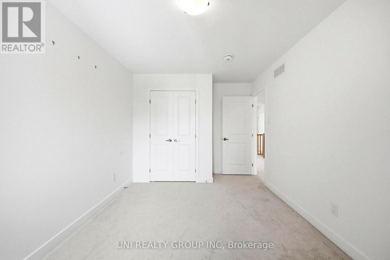 29428717/828-chipping-circle/riverside-southgloucester-glen/ottawa/ontario/K4M0E7_32