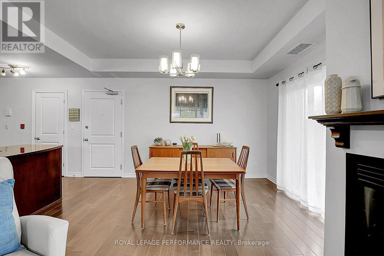 28468880/2-40-prestige-circle/chatelaine-village/ottawa/ontario/K4A0W9_9