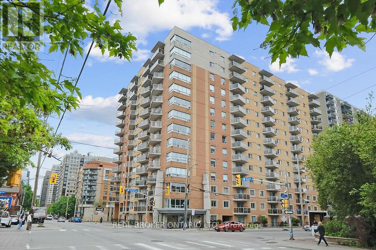 28357909/306-429-somerset-street-w/ottawa-centre/ottawa/ontario/K2P2P5_1