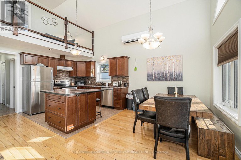 28226920/510-hillview-a-road/drummond-n-elmsley-drummond-twp/drummondnorth-elmsley/ontario/K7H3C8_10