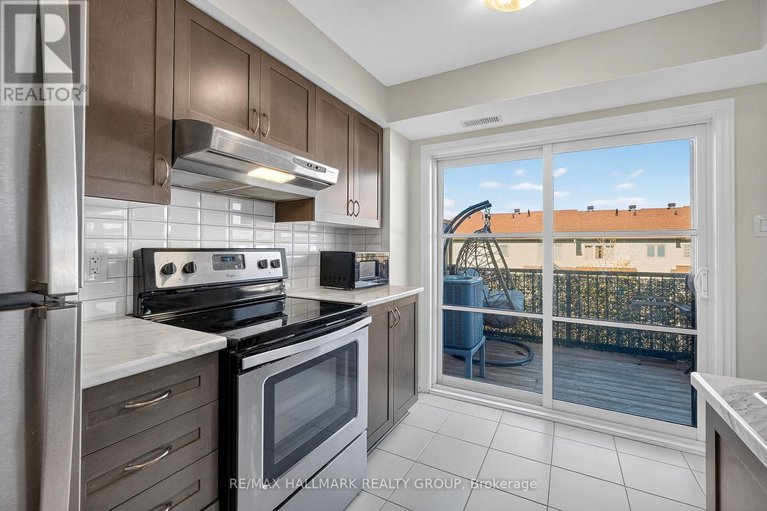 29080802/22-235-infusion-private/strandherd/ottawa/ontario/K2J5X2_17