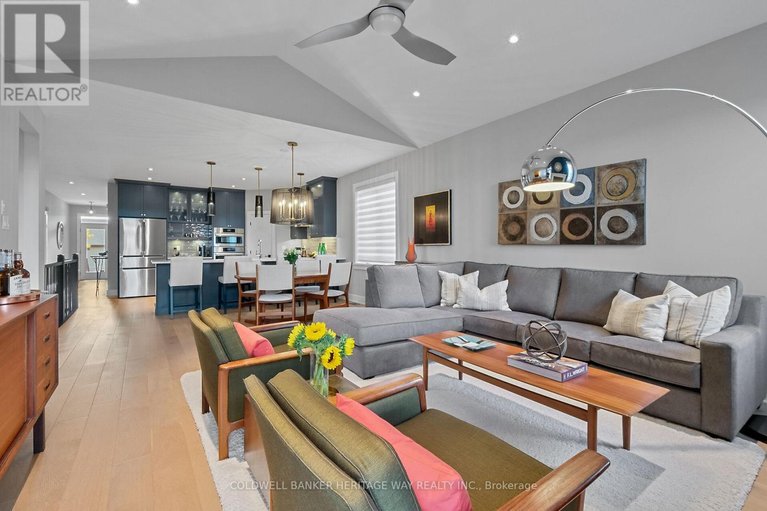 29456142/133-johanna-street/almonte/mississippi-mills/ontario/K0A1A0_15