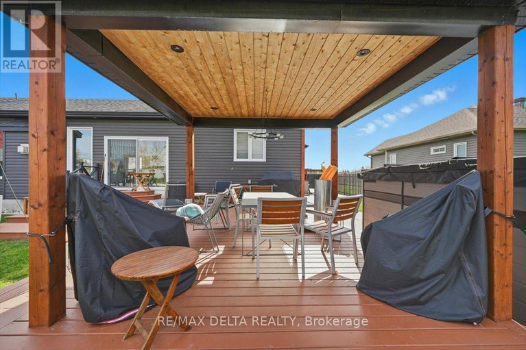 29026060/117-danika-street/clarencerockland-twp/clarence-rockland/ontario/K0A2A0_37