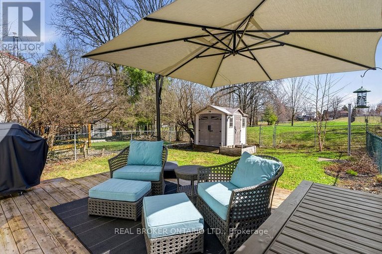 29633974/1095-avignon-court/orleans-wood/ottawa/ontario/K1C2M2_25