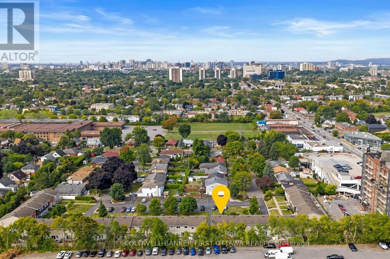 28819610/12-550-straby-avenue/overbrookcastle-heights/ottawa/ontario/K1K1H1_36