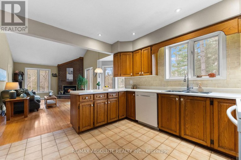 28191817/33-old-orchard-lane/mcnabbraeside-twps/mcnabbraeside/ontario/K7S3T3_15