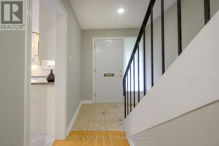 28925521/355-kintyre-private/carleton-square/ottawa/ontario/K2C3M6_5