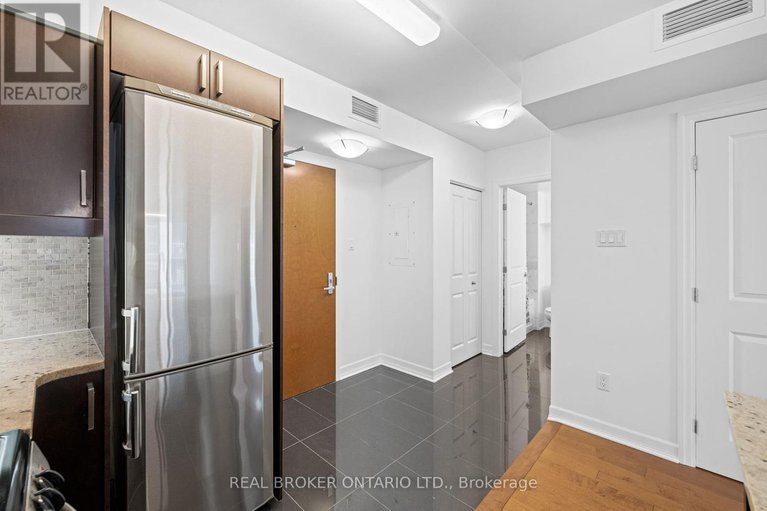 28861152/407-196-besserer-street/sandy-hill/ottawa/ontario/K1N0B6_7