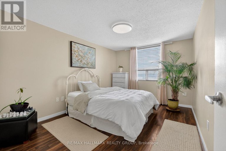 29377348/404-2019-bank-street/ellwood/ottawa/ontario/K1V0N1_12