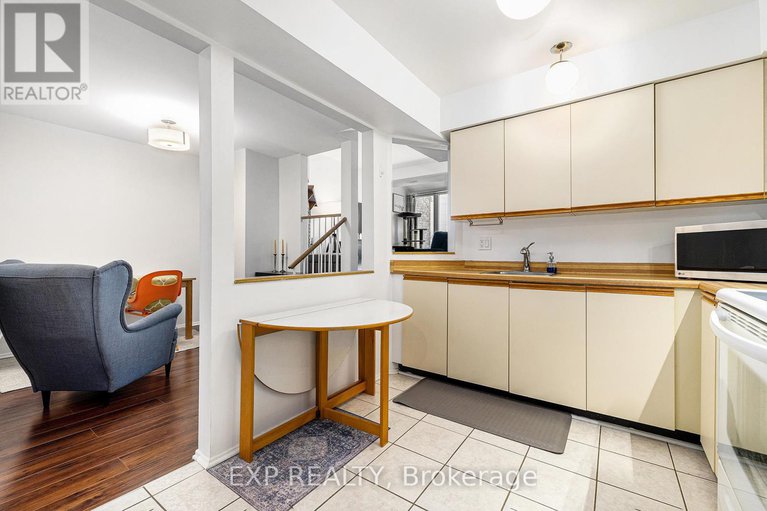 28623431/b-207-woodfield-drive/tanglewood/ottawa/ontario/K2G4P2_18