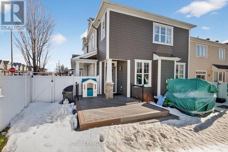 29455181/375-meadowbreeze-drive/emerald-meadowstrailwest/ottawa/ontario/K2M0K3_38