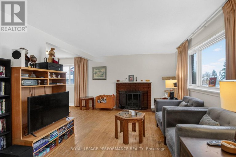 29195937/19-mowat-street/carson-grove/ottawa/ontario/K1J6R1_8