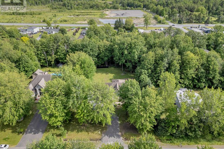 28516632/2709-dubois-street/clarencerockland-twp/clarence-rockland/ontario/K4K1K7_48