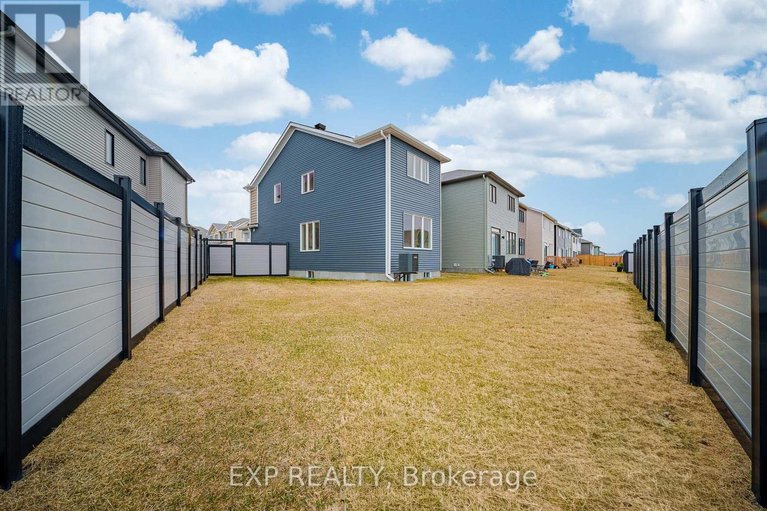 29592415/535-filly-terrace/richmond/ottawa/ontario/K0A2Z0_4