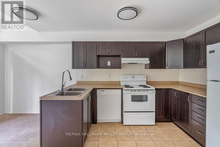 28555725/217-vision-street/riverside-southgloucester-glen/ottawa/ontario/K4M0B5_15