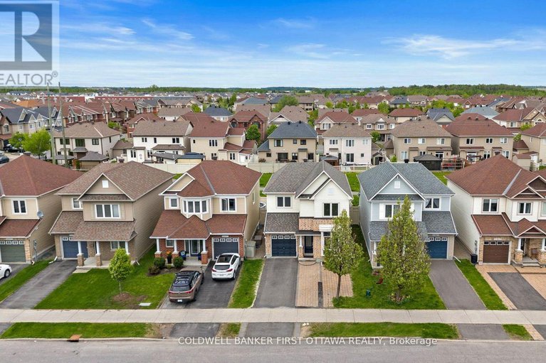 28518556/2459-esprit-drive/avalon-east/ottawa/ontario/K4A0S3_43