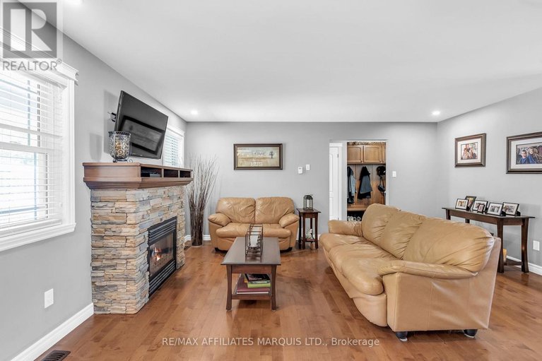 28376318/45-beech-street/ingleside/south-stormont/ontario/K0C1M0_6