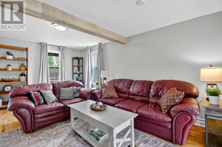 28924268/70-augusta-street/morrisburg/south-dundas/ontario/K0C1X0_8