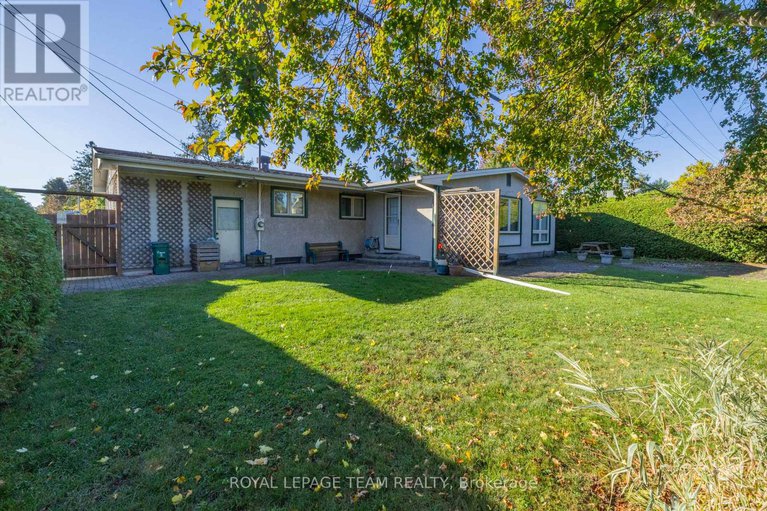 29081849/11-cherrywood-drive/arbeatha-park/ottawa/ontario/K2H6H1_45