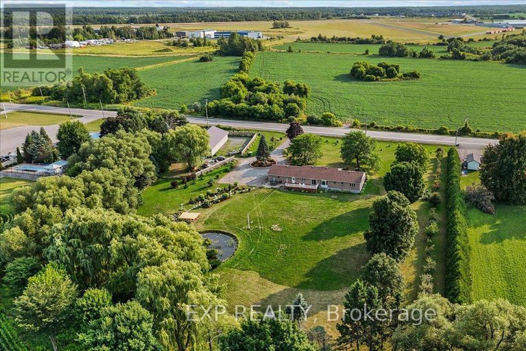 28821786/3382-carp-road/huntley-ward-south-east/ottawa/ontario/K0A1L0_1