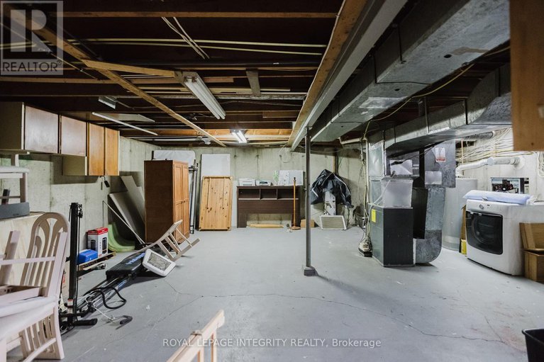 29409760/1197-deer-park-road/city-viewskylinefisher-heightsparkwood-hills/ottawa/ontario/K2E6H5_32