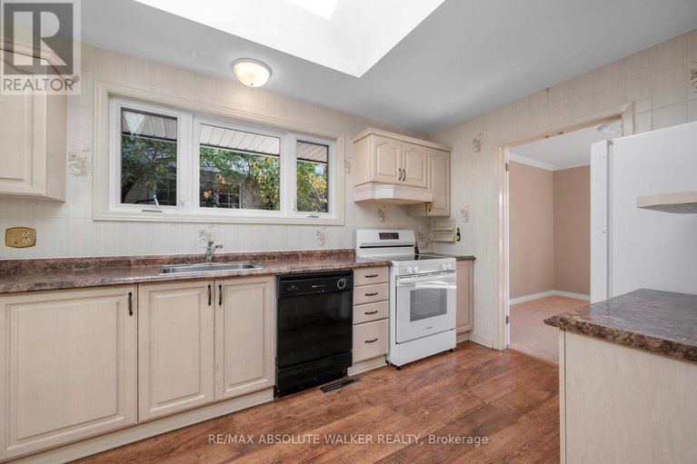 28917186/773-eastvale-drive/beacon-hill-north/ottawa/ontario/K1J6Z9_11