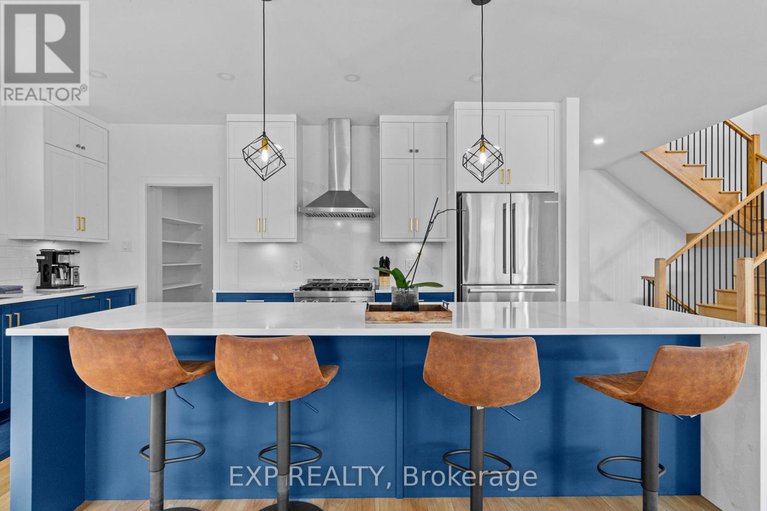 29239839/4556-kelly-farm-drive/blossom-parkkemp-parkfindlay-creek/ottawa/ontario/K1X0G8_8