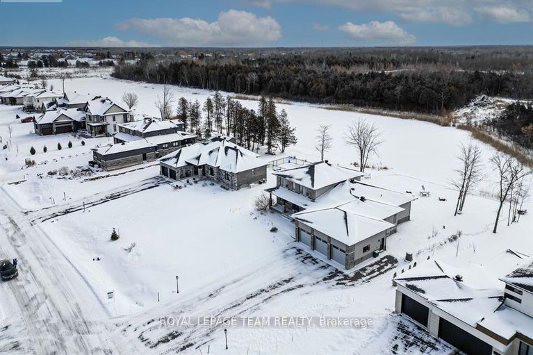 27966091/1818-cedarlakes-way/greely/ottawa/ontario/K4P1P2_35