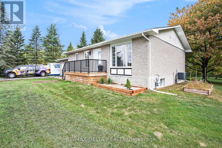 28905396/3569-marcil-road/clarencerockland-twp/clarence-rockland/ontario/K0A1E0_5