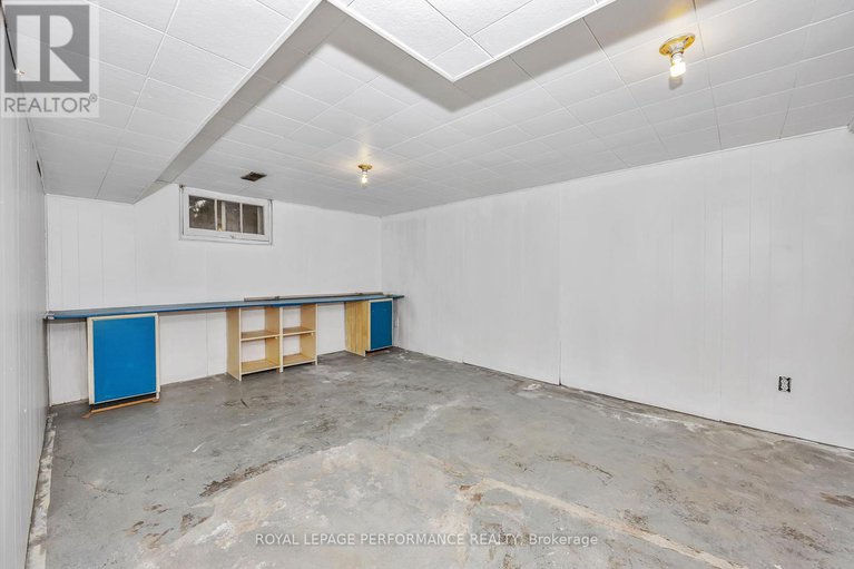 28423853/195-baribeau-street/vanier/ottawa/ontario/K1L7R4_40