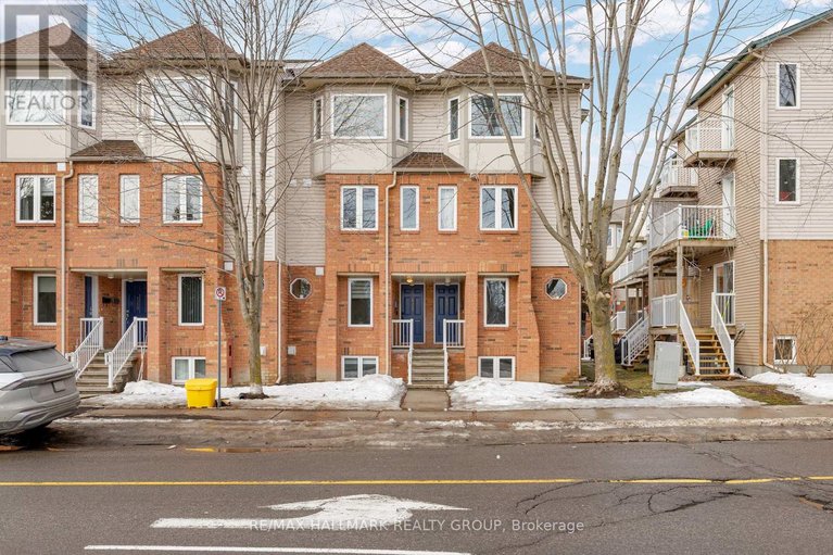 29450372/1344-guthrie-street/leslie-park/ottawa/ontario/K2H1G8_1